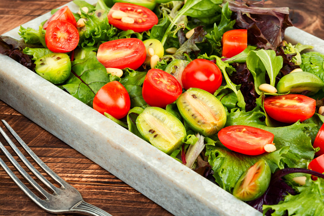 7 Must Have Veggies For A Salad Garden
